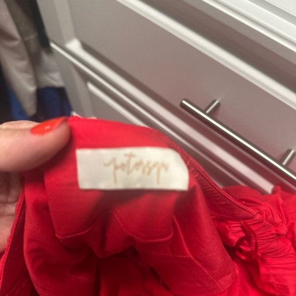 Revolve Petersyn Elegant Red Women's Top - Picture 4 of 7